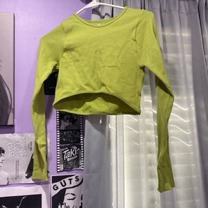 Women’s Top Size M